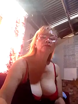 SexyHottMom online show from 11/18/25, 11:37