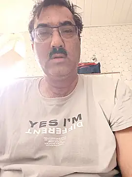 moonflower25 online show from 01/16/26, 04:49