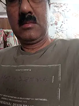 moonflower25 online show from 03/04/26, 03:34