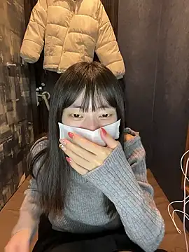 aonyan 7 online show from 12/19/25, 12:17