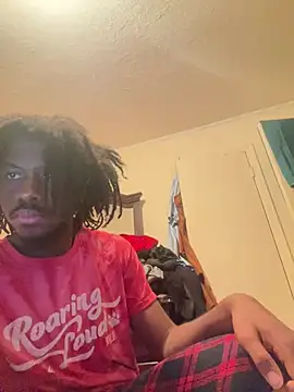 Snapshot of ThickDic28 chatting on 02/14/26, 06:43 ThickDic28 online show from 02/14/26, 06:43