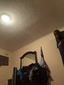 Snapshot of ThickDic28 chatting on 02/22/26, 11:42 ThickDic28 online show from 02/22/26, 11:42