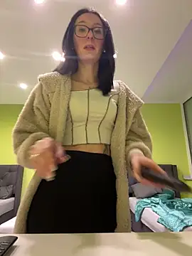 Emilia Mausi online show from 02/02/26, 07:34