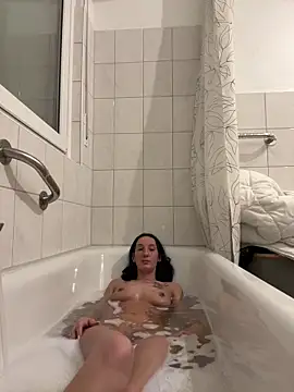 Emilia Mausi online show from 03/27/26, 09:03