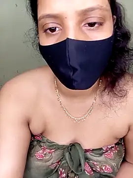 Rose-luckey online show from 11/13/25, 07:46