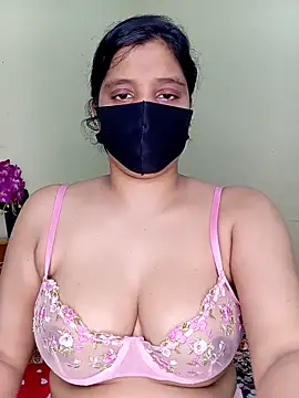 Rose-luckey online show from 04/07/26, 06:08