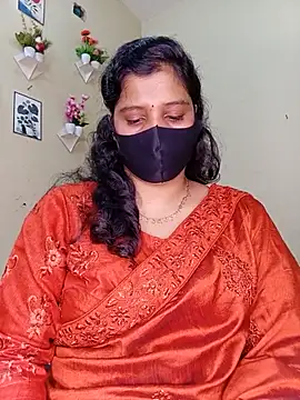 Snapshot of Rose-luckey chatting on 07/19/26, 08:01 Rose-luckey online show from 07/19/26, 08:01