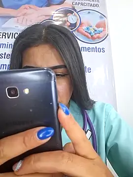 CAROLINE  07 online show from 03/18/26, 04:10