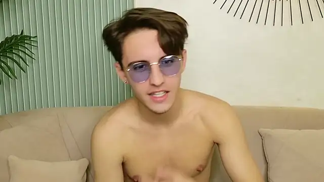 Snapshot of Jefrey_Carter chatting on 10/04/25, 08:51 Jefrey Carter online show from 10/04/25, 08:51