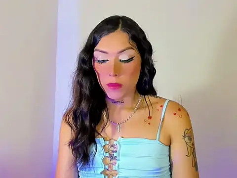 Megan Gil  online show from 09/21/25, 03:52