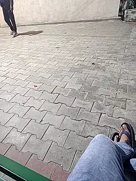 Snapshot of monty935 chatting on 11/10/25, 12:59 monty935 online show from 11/10/25, 12:59