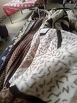 Snapshot of monty935 chatting on 02/01/26, 06:45 monty935 online show from 02/01/26, 06:45