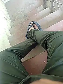 Snapshot of monty935 chatting on 02/24/26, 06:00 monty935 online show from 02/24/26, 06:00