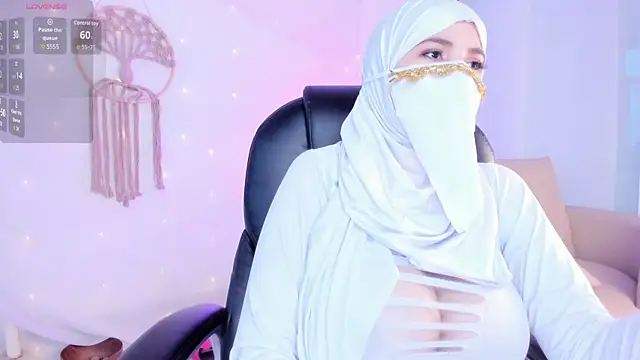 salma isawwii online show from 10/23/25, 01:54