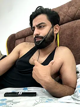 hottestboy03 online show from 10/03/25, 05:15