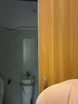 hottestboy03 online show from 02/09/26, 09:57