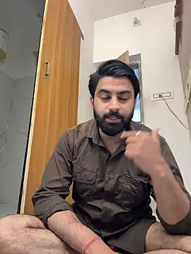 hottestboy03 online show from 03/18/26, 10:29