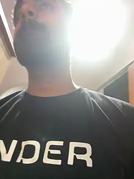 hottestboy03 online show from 05/06/26, 05:25