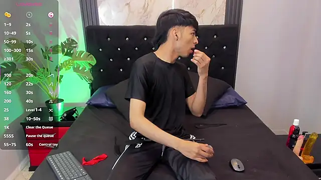 OnlyJos online show from 09/28/25, 02:00