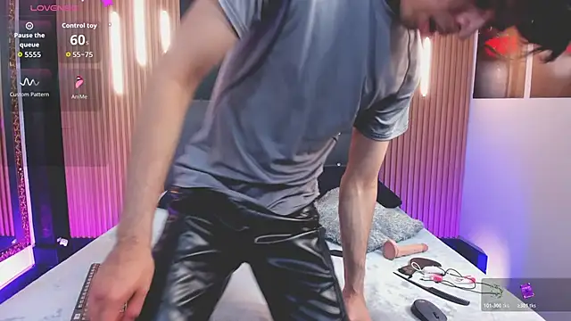 OnlyJos online show from 12/16/25, 06:13