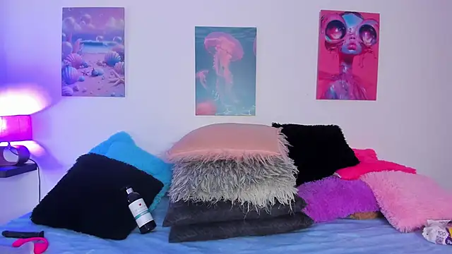 tyra bankss  online show from 11/28/25, 07:00