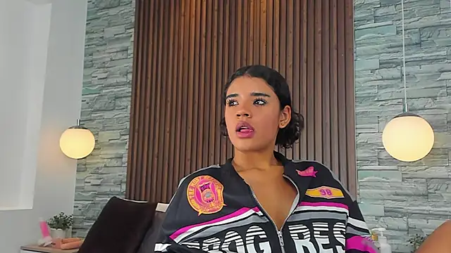 Snapshot of Miagomezx chatting on 09/11/25, 07:36 Miagomezx online show from 09/11/25, 07:36