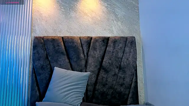 Miagomezx online show from 02/11/26, 08:25