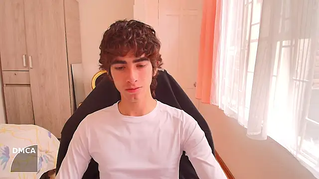 Snapshot of Nude_Boy18 chatting on 09/25/25, 03:16 Nude Boy18 online show from 09/25/25, 03:16