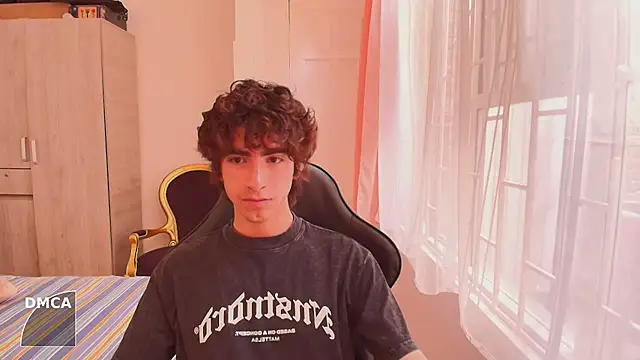 Snapshot of Nude_Boy18 chatting on 10/01/25, 08:26 Nude Boy18 online show from 10/01/25, 08:26