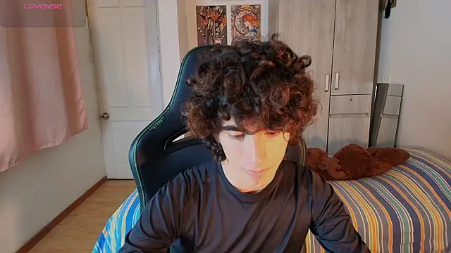 Nude Boy18 online show from 01/16/26, 11:09