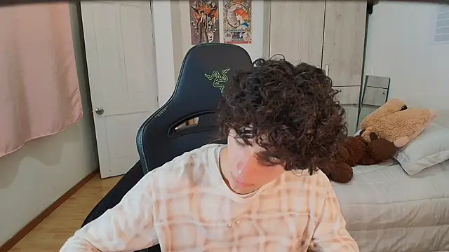 Nude Boy18 online show from 05/11/26, 11:46