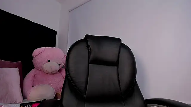 momo ayasse online show from 02/28/26, 03:40