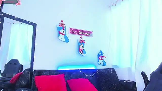 isabellaho1317 online show from 12/16/25, 08:47