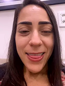 lucioliveira online show from 09/26/25, 01:20