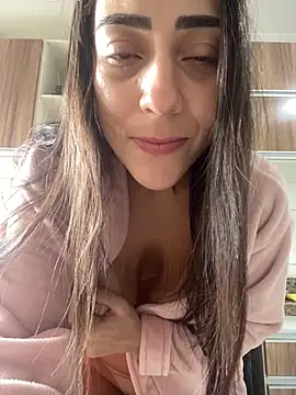 lucioliveira online show from 02/05/26, 02:54