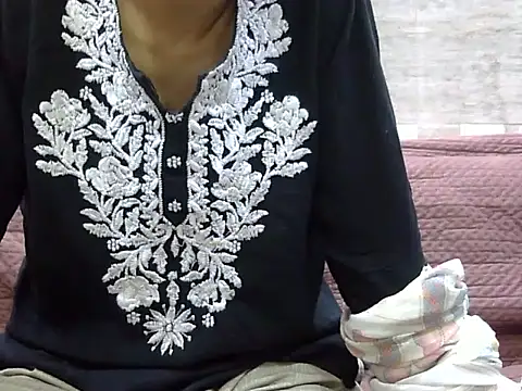 VNDANA  online show from 04/18/26, 06:12