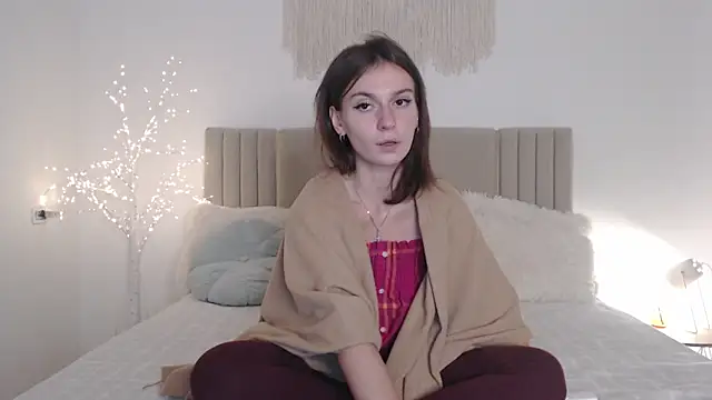 Little mia   online show from 10/03/25, 08:50