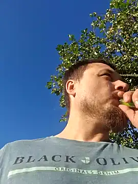 Amberdual online show from 09/15/25, 03:12