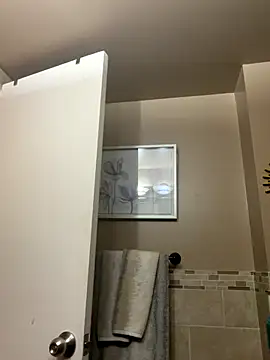 allybluee777 online show from 11/17/25, 04:40