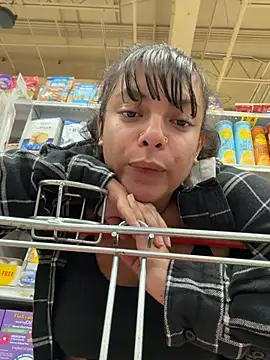 Snapshot of allybluee777 chatting on 02/13/26, 01:34 allybluee777 online show from 02/13/26, 01:34