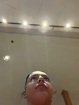 Snapshot of allybluee777 chatting on 03/01/26, 12:34 allybluee777 online show from 03/01/26, 12:34