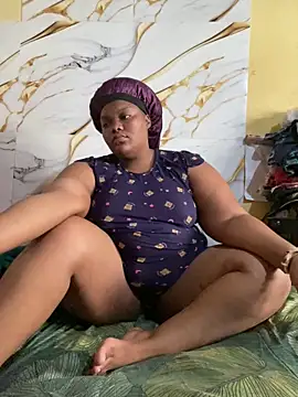 Snapshot of chubbybbw18 chatting on 02/17/26, 05:37 chubbybbw18 online show from 02/17/26, 05:37