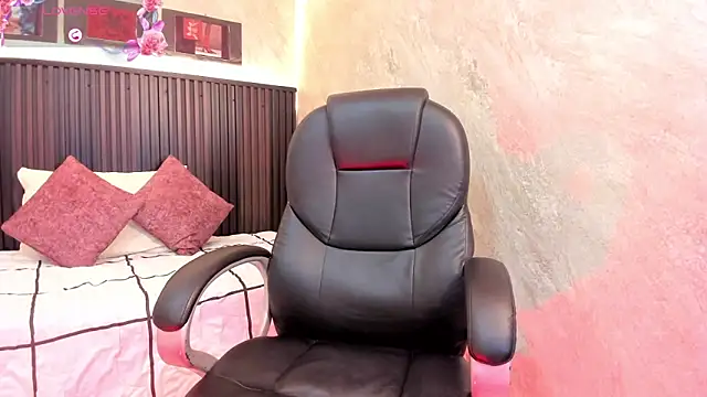 Snapshot of dark__nymph chatting on 09/17/25, 12:29 dark nymph online show from 09/17/25, 12:29