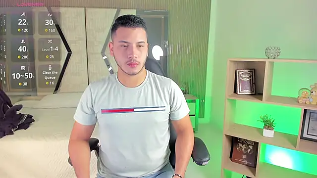 Snapshot of Axel_grey_ chatting on 03/19/26, 12:42 Axel grey online show from 03/19/26, 12:42