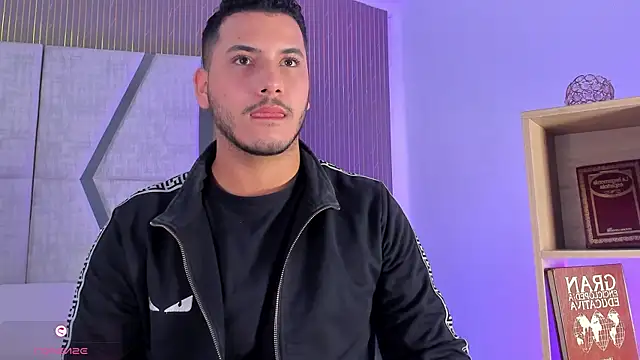 Snapshot of Axel_grey_ chatting on 04/06/26, 12:50 Axel grey online show from 04/06/26, 12:50