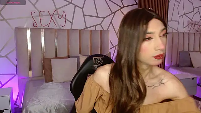 CYRUS TAY online show from 03/21/26, 12:32