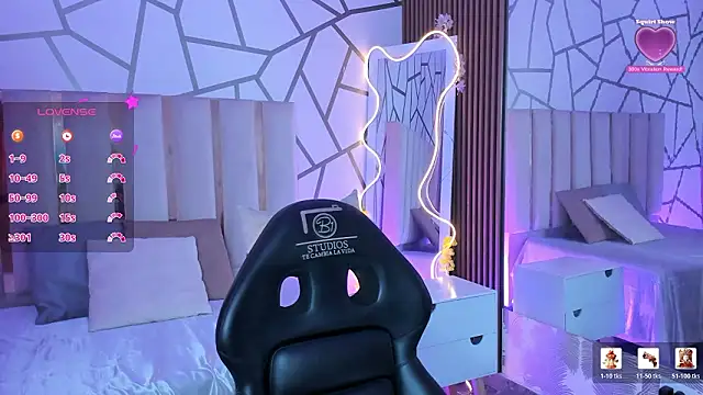 CYRUS TAY online show from 03/28/26, 12:05