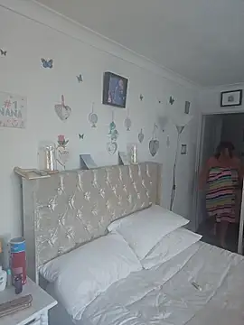 Angeldelightt online show from 10/20/25, 11:43