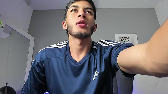 Tylerffoxx online show from 03/11/26, 09:32