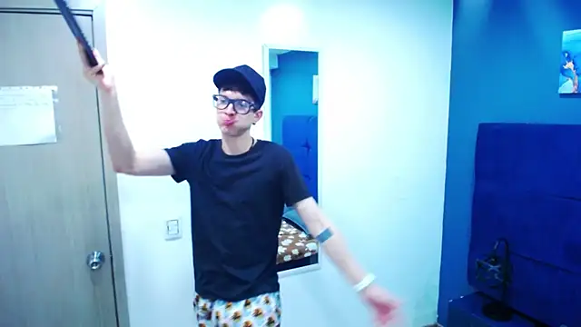 Jheampiiero online show from 09/23/25, 01:58